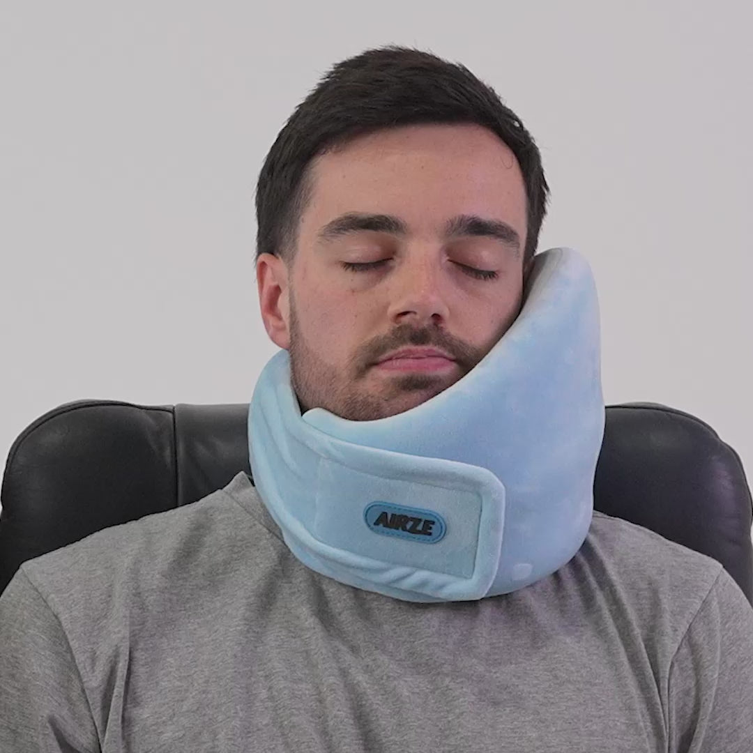 Video demonstrating how easy it is to swap sides while using the Airze travel pillow, highlighting its adjustable velcro design for personalized neck support and travel comfort.