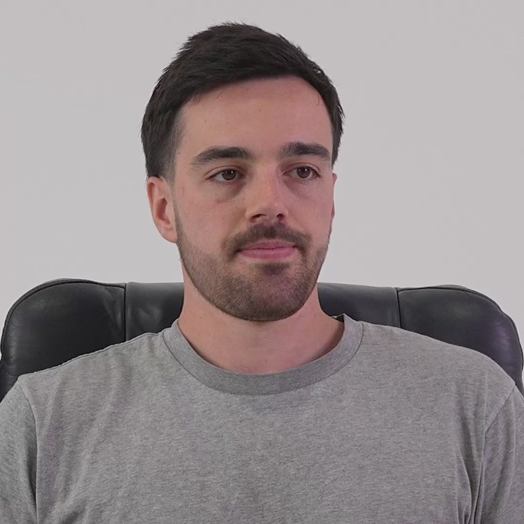 Video demonstration of how to put on the Airze travel pillow, showcasing its easy-to-use design and adjustable fit for superior travel comfort and neck support.